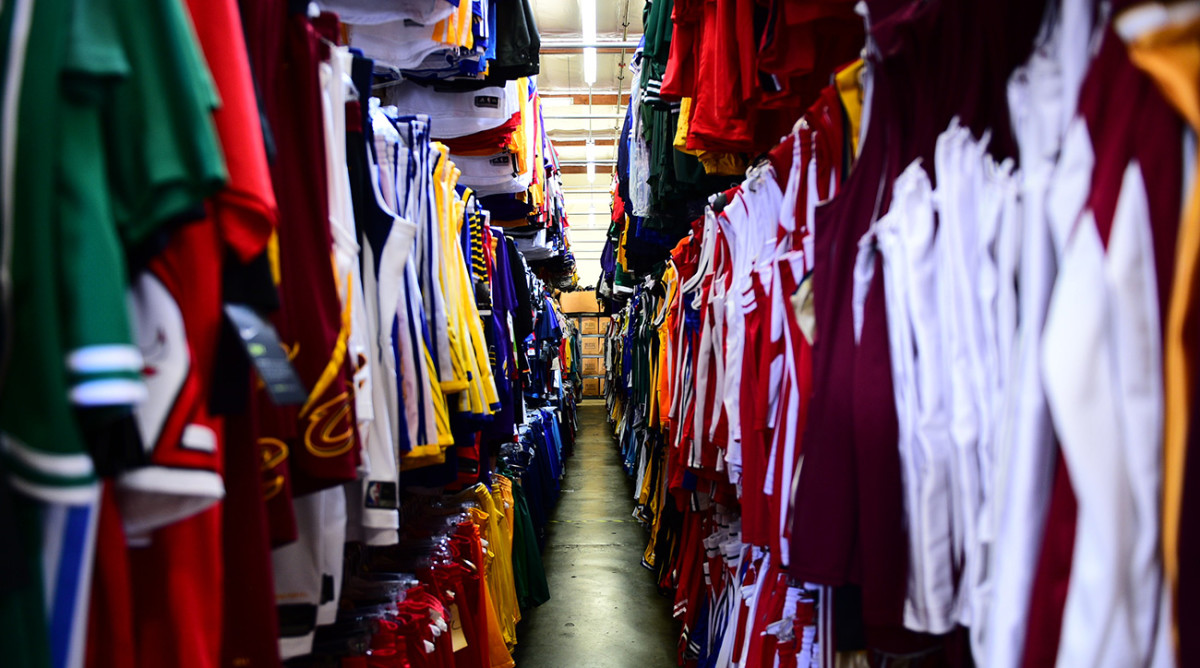 sports-studio-warehouse-movie-memorabilia.jpg